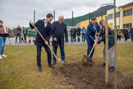 OTVORITEV ŠOLSKE ŠPORTNE DVORANE V RIMSKIH TOPLICAH (131)